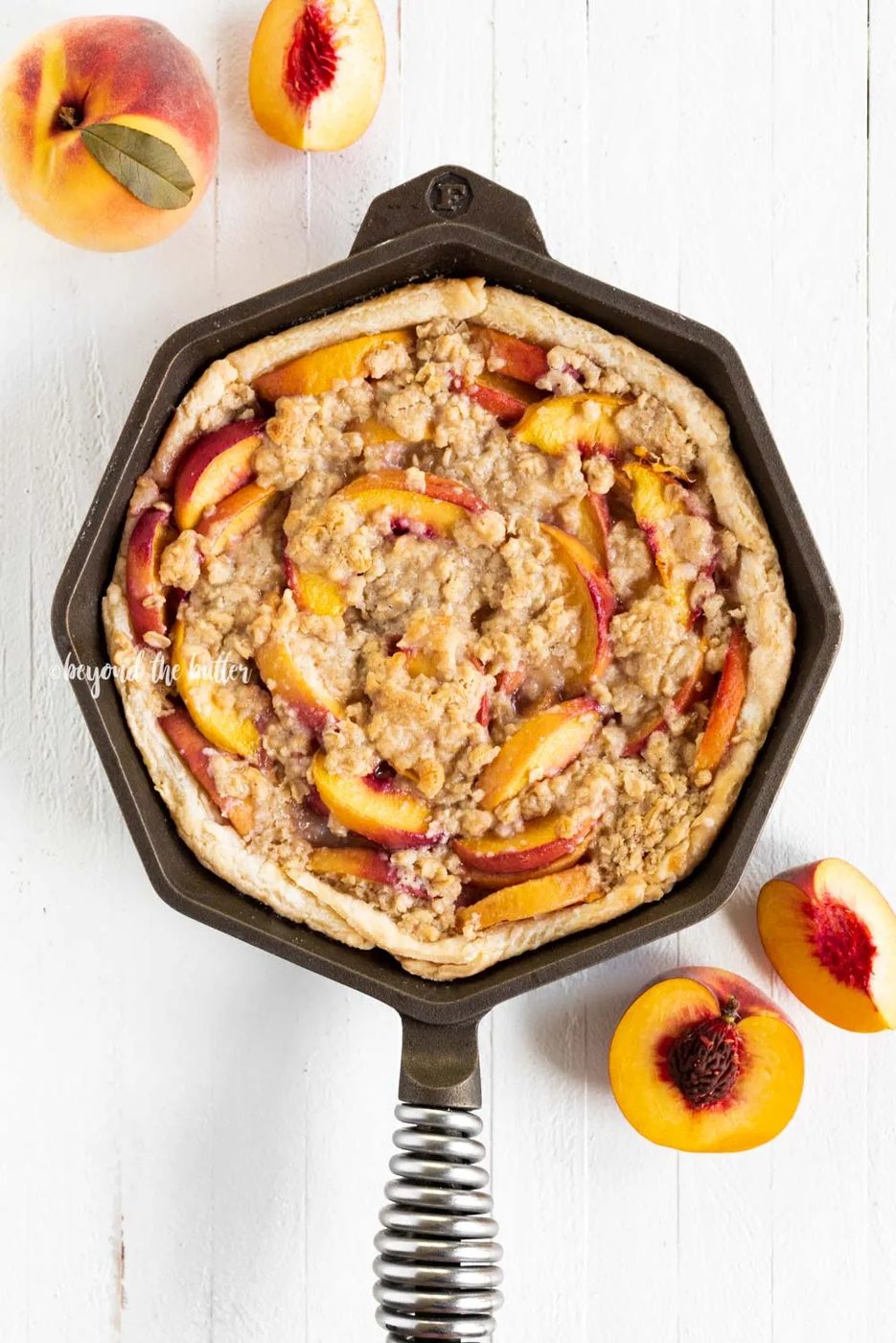 Brown Sugar Peach Crumble Pie Recipe | All Images © Sovuh, LLC