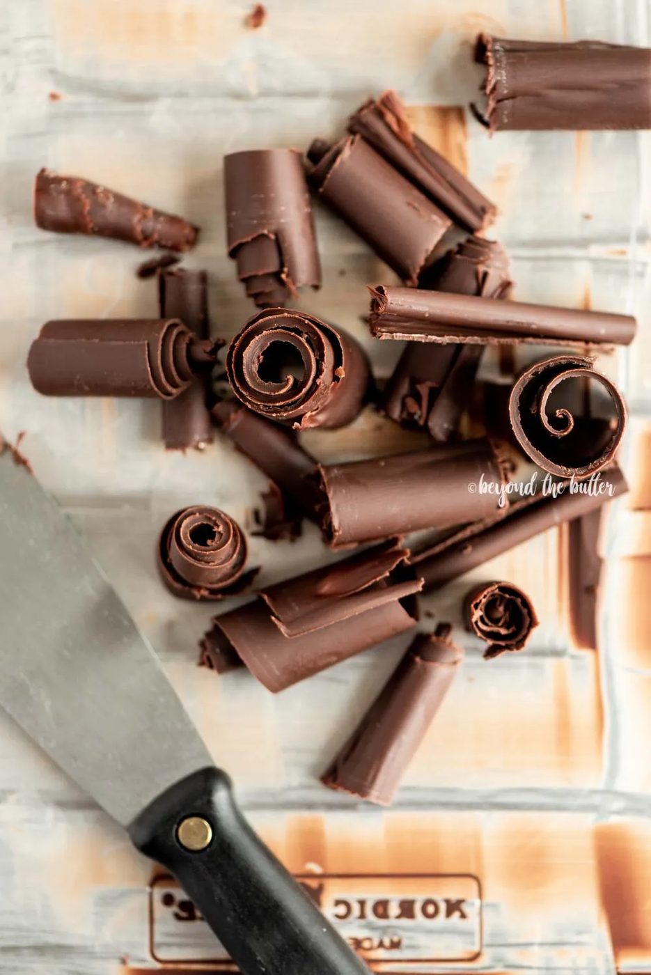 How to Make Chocolate Curls | All Images and Video © Sovuh, LLC