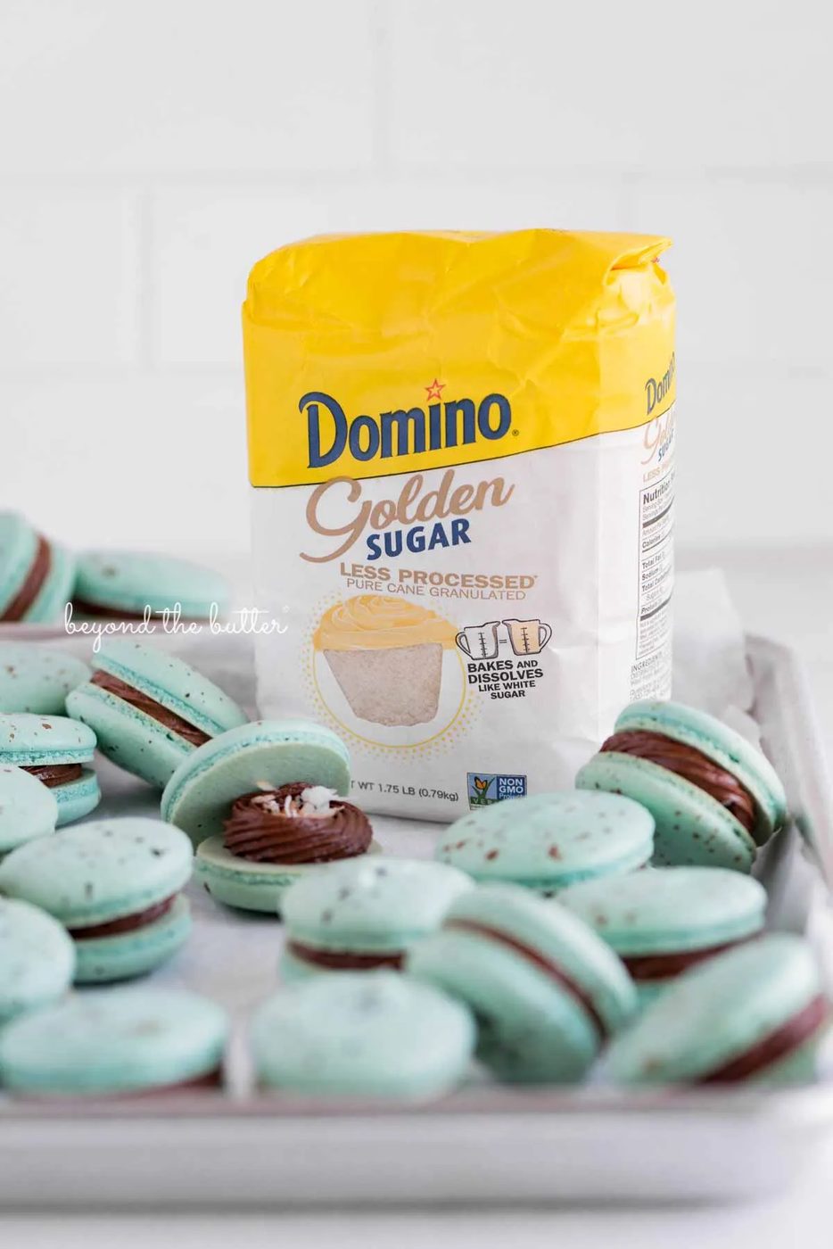 Domino Golden Sugar is one of the main ingredients used to make these robin's egg macarons from Sovuh.com | All images © Beyondt the Butter