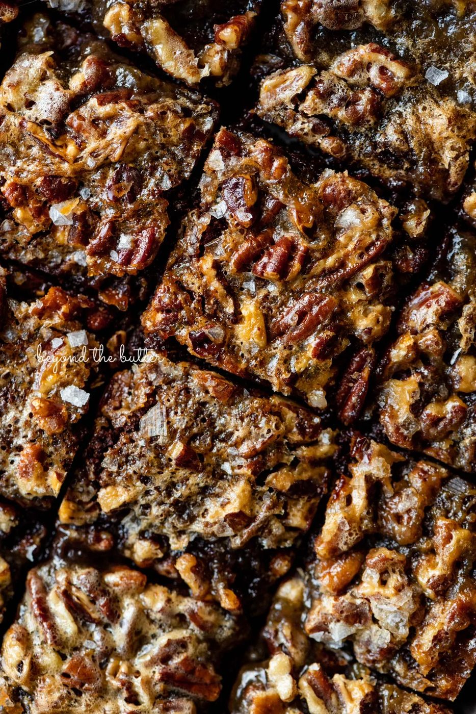 Just sliced salted pecan pie brownies from Sovuh.com | © Sovuh