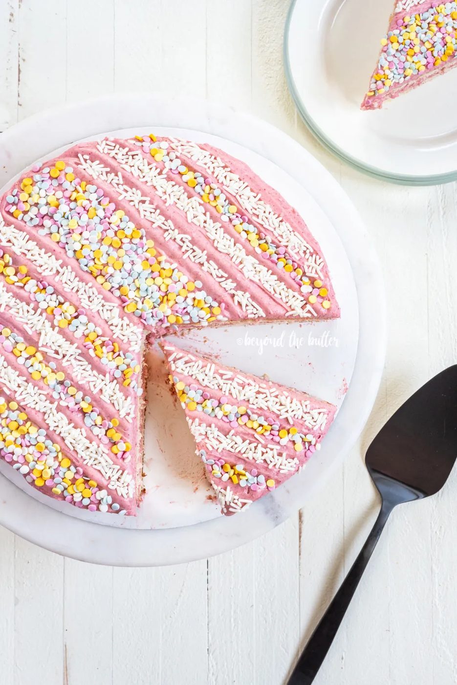 Vanilla Bean Cake with Strawberry Swiss Meringue Buttercream | All images © Sovuh, LLC.
