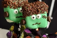 Spooky Frankenstein Marshmallow Pops