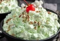 Fluffy Pistachio Pineapple Delight