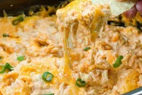 Effortless 5-Ingredient Crock Pot Buffalo Chicken Dip