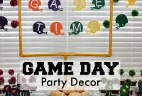 Game Day Field Goal Centerpiece