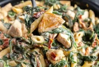 Velvety Chicken Florentine Pasta