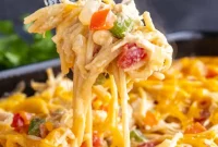 Effortless Rotel Chicken Spaghetti with Only 6 Ingredients