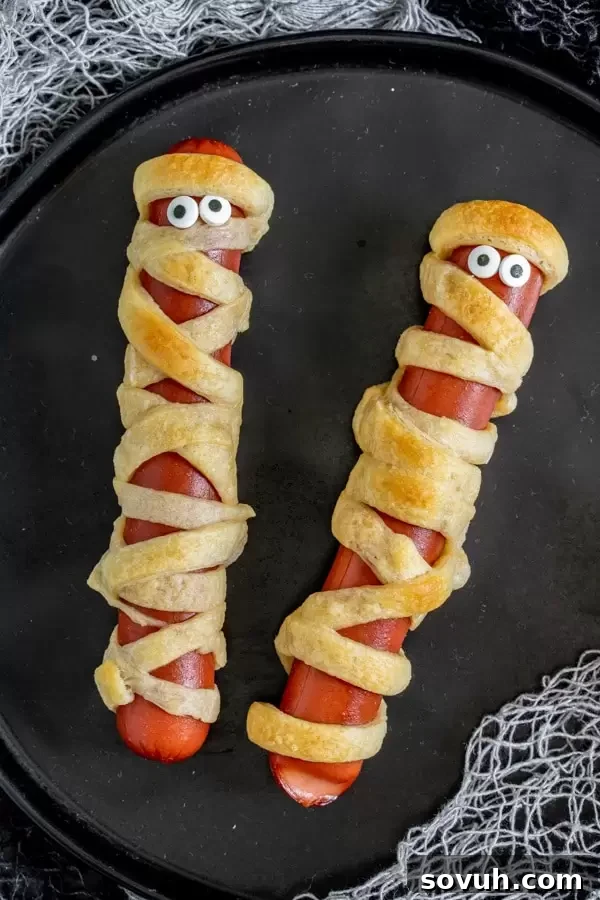 Mummy Dogs perfect for kids halloween party