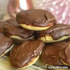 Berger Cookies, soft cake-like cookies with thick fudge frosting
