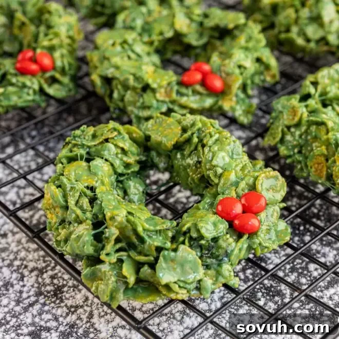 Christmas Wreath Cookies made with cornflakes