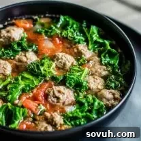 easy low carb soup with sausage and kale