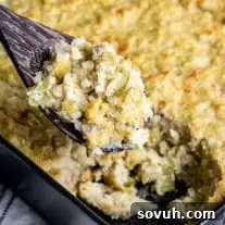 how to make Cornbread Dressing