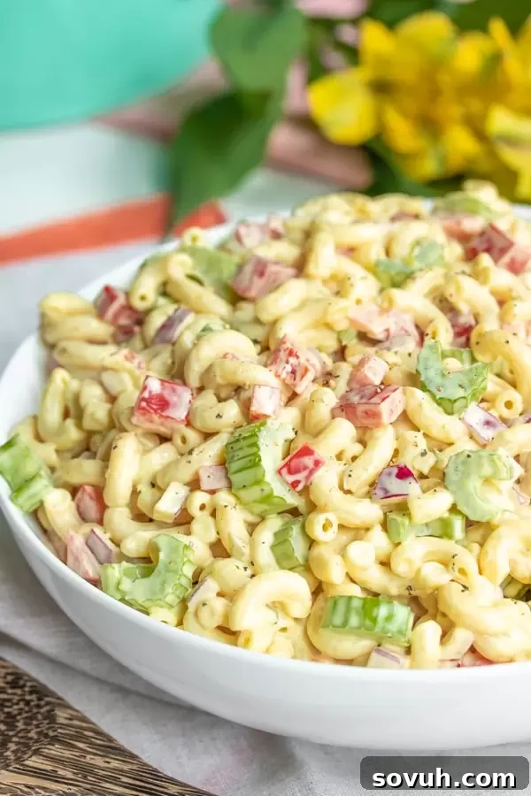 how to make Classic Macaroni Salad