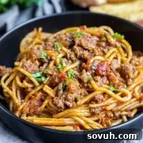 Instant Pot Spaghetti in a black bowl
