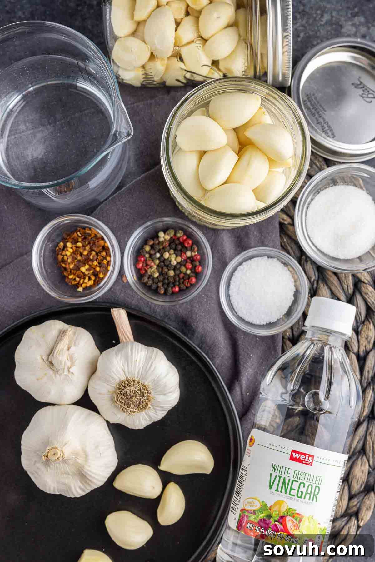 ingredients to make Pickled Garlic